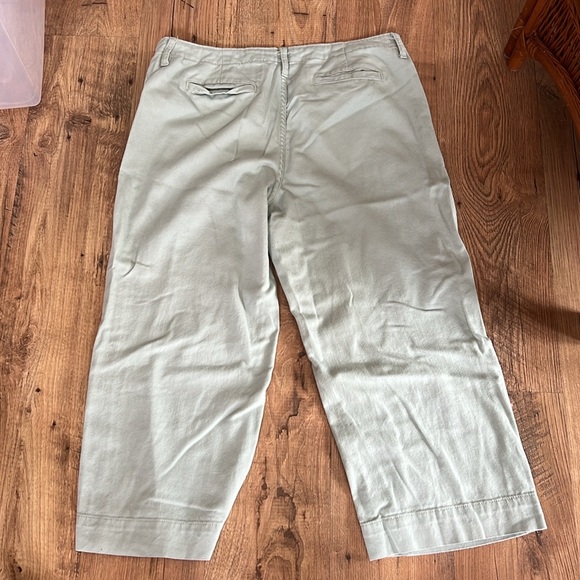 Wide Leg Cropped Pants - Picture 2 of 4